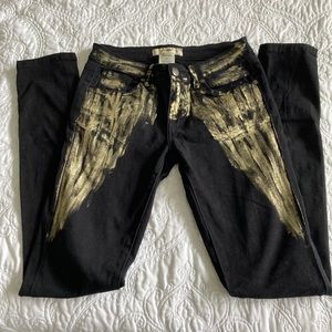 Stretchy skinny jeans